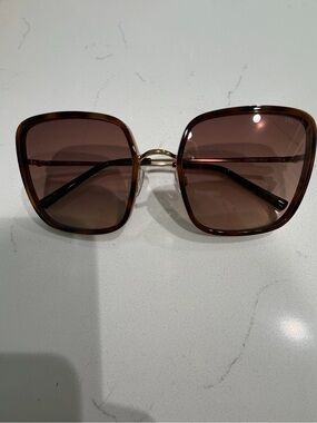 Freyrs Oversized Square Brown Gradient Women's Sunglasses with Gold Bridge